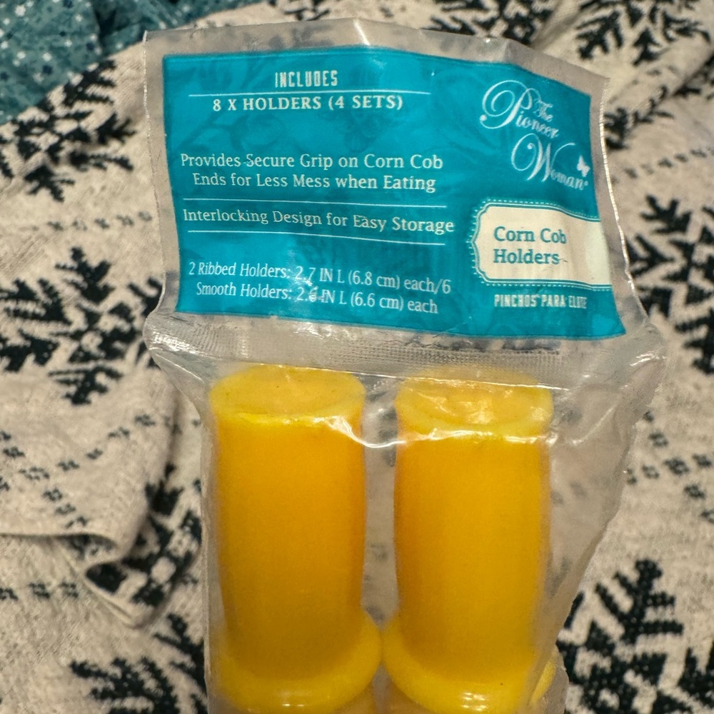 Pioneer woman corn cob holder